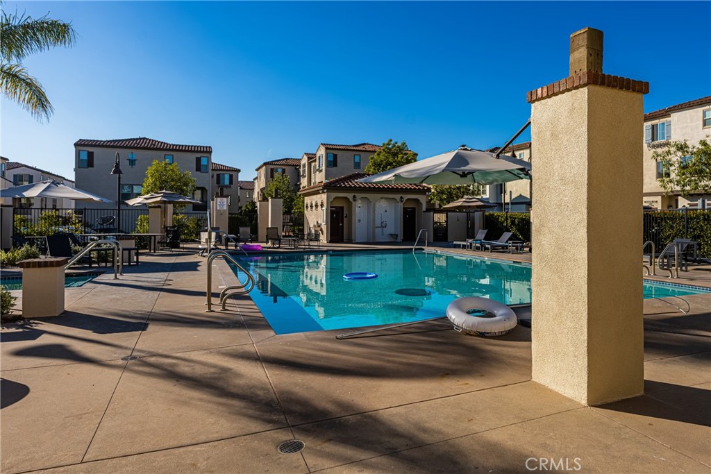 4327 Blazing Star Way