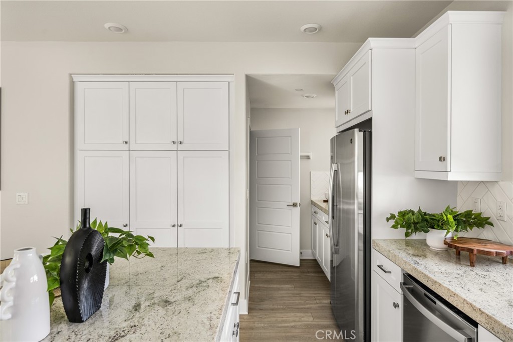 4327 Blazing Star Way