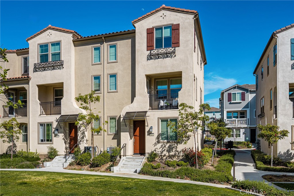 4327 Blazing Star Way