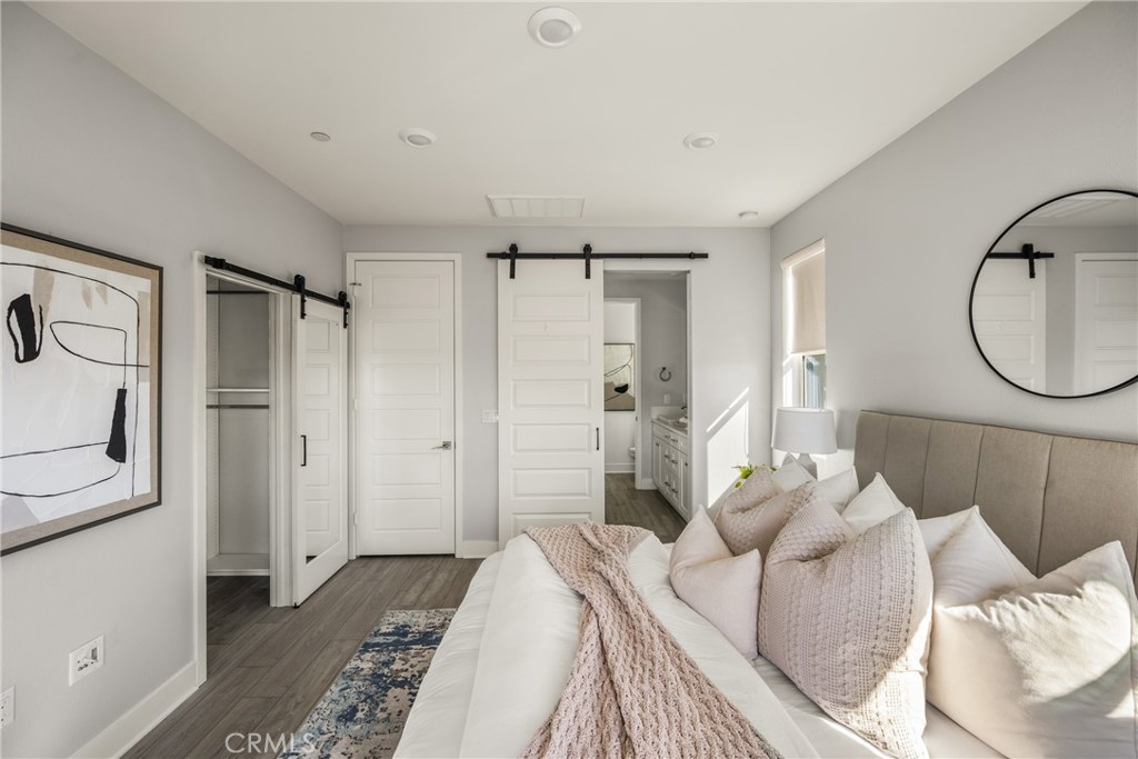 4327 Blazing Star Way