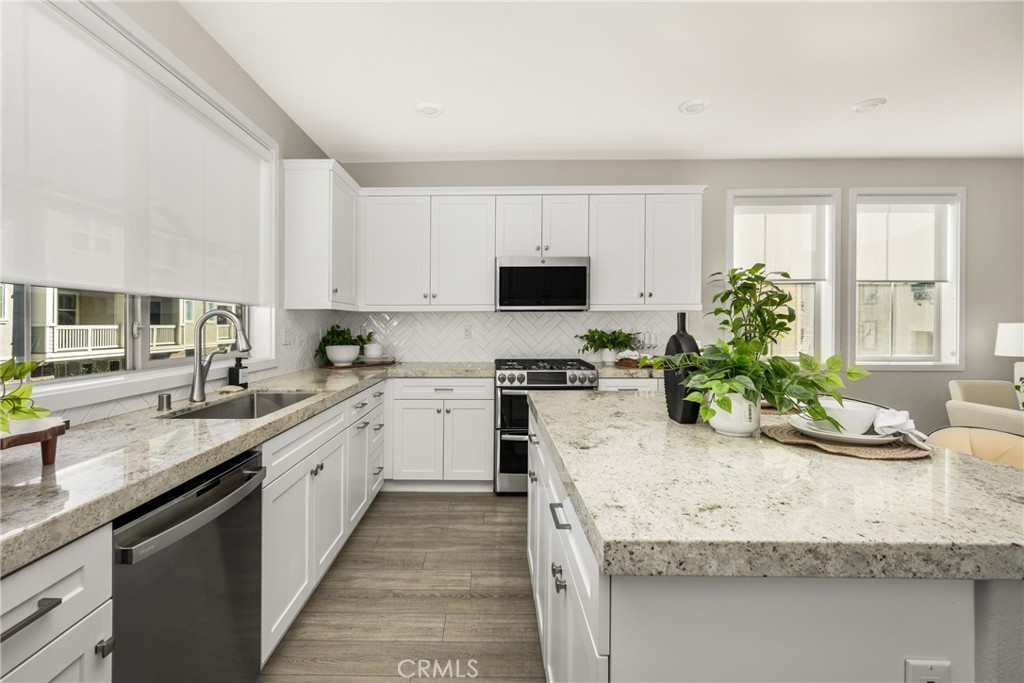 4327 Blazing Star Way