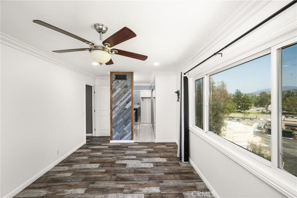 5554 E Vista Del Rio