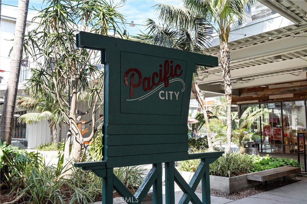 21372 Brookhurst 626