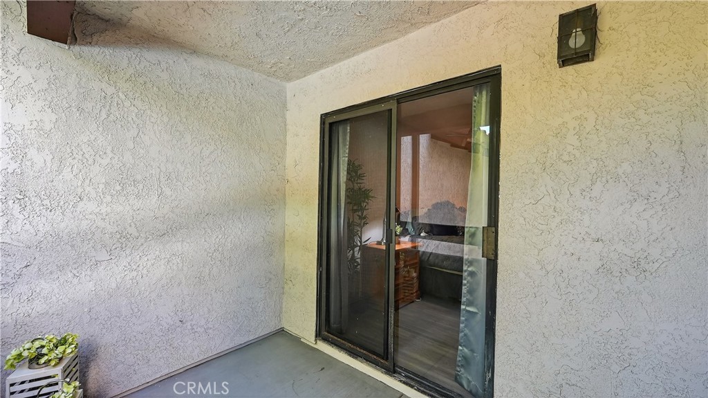 21372 Brookhurst 626