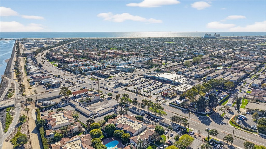 21372 Brookhurst 626