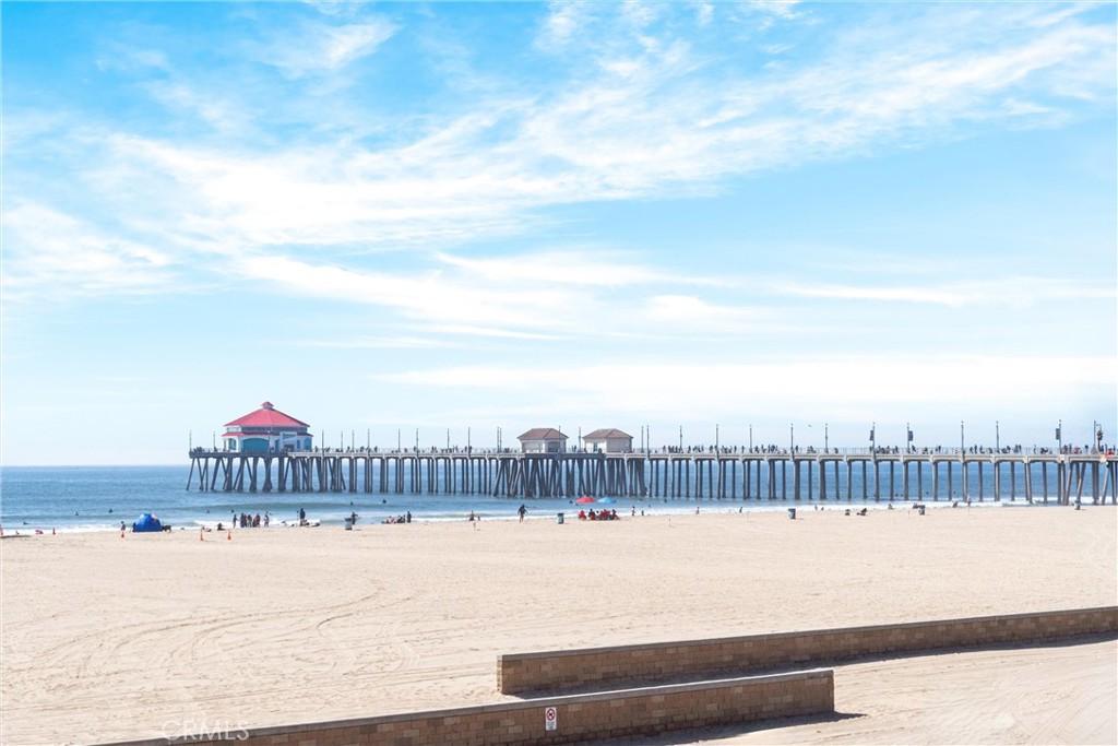 21372 Brookhurst 626