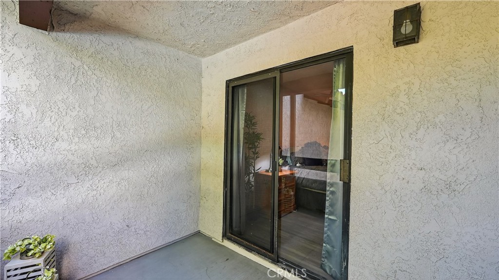 21372 Brookhurst 626