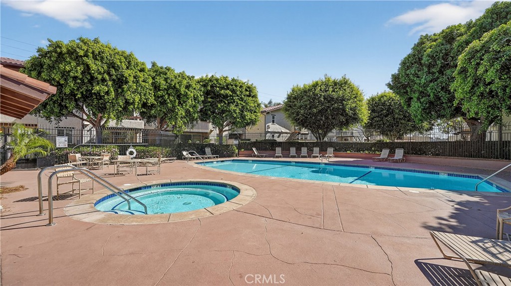 21372 Brookhurst 626