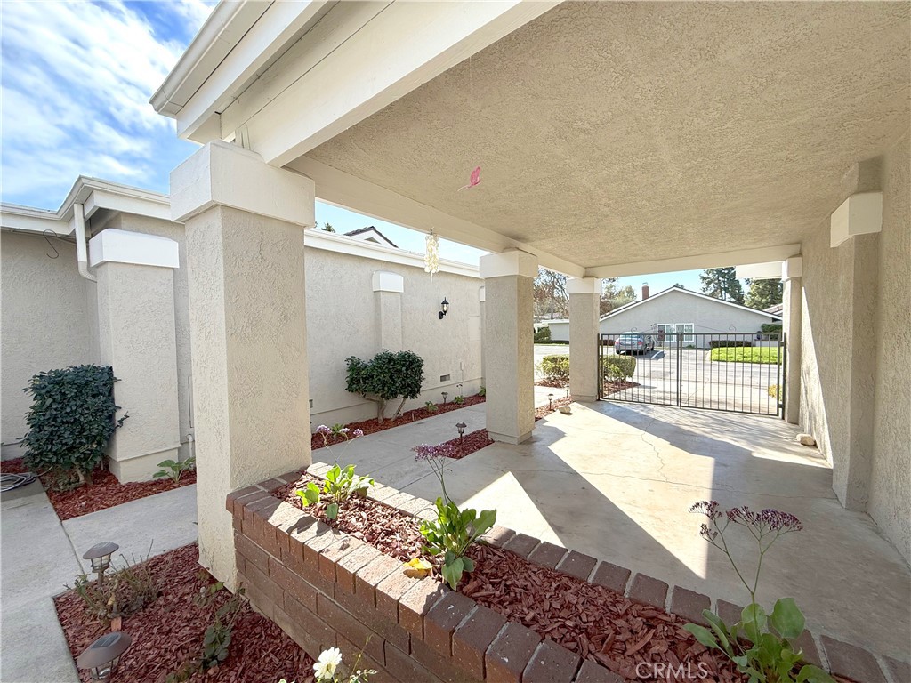1232 Woodside Drive