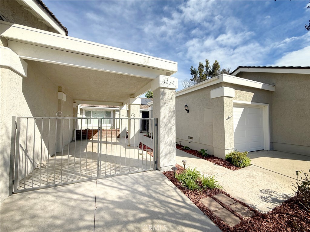 1232 Woodside Drive