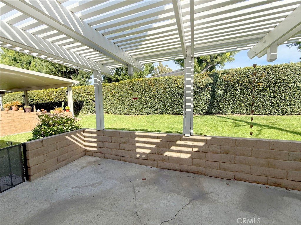 1232 Woodside Drive