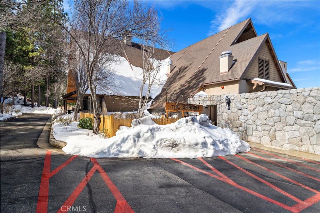 180 Grass Valley