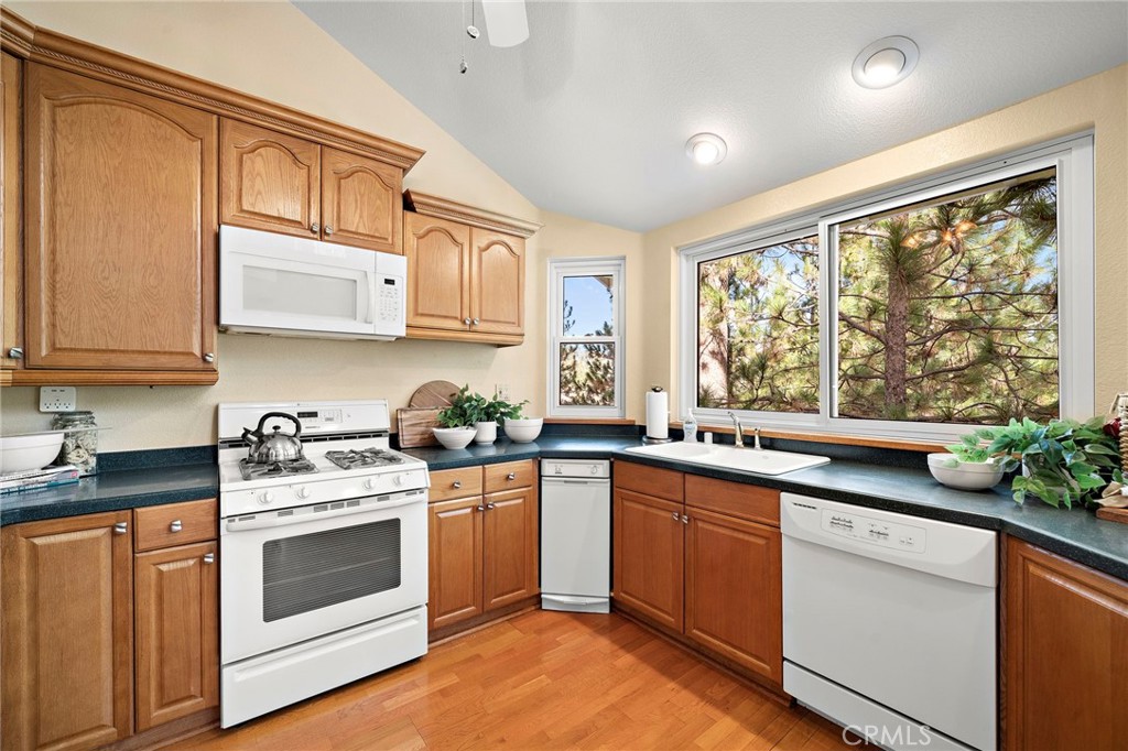 180 Grass Valley