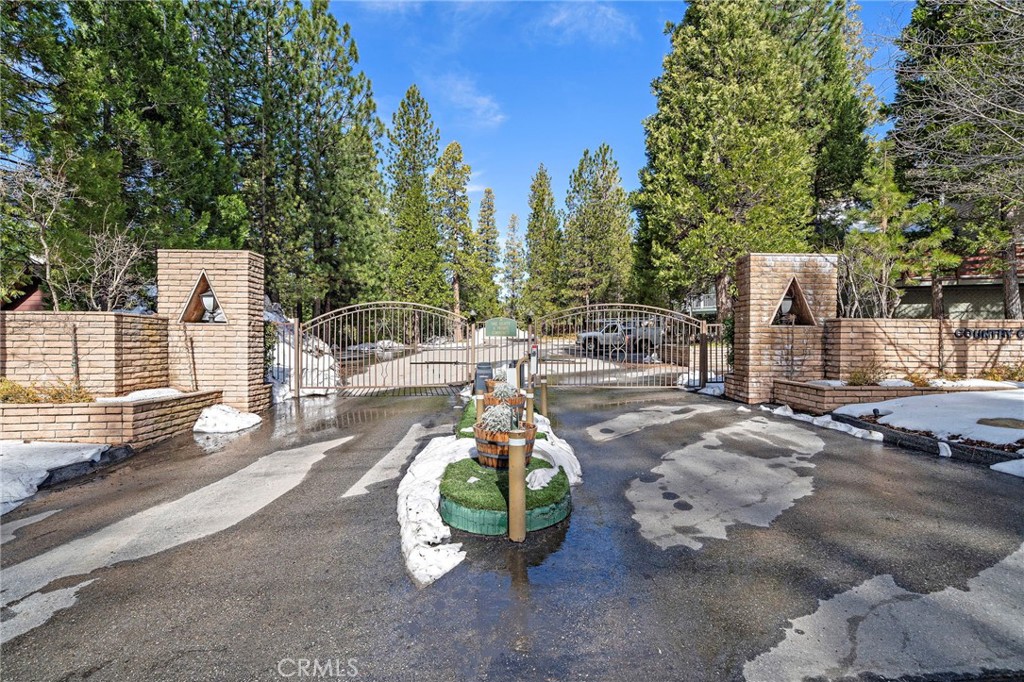 180 Grass Valley