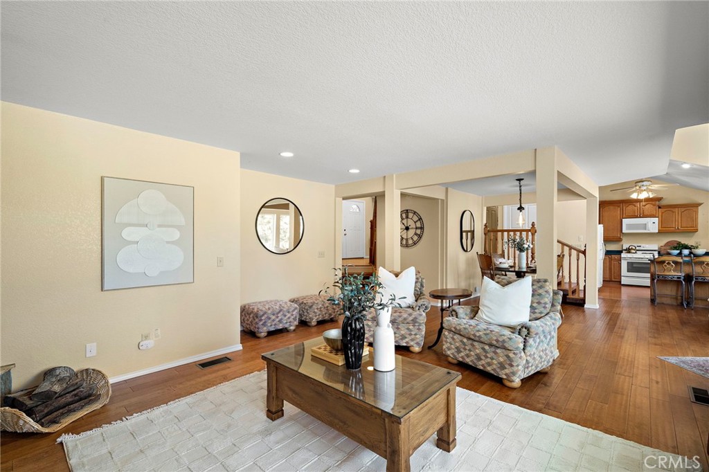 180 Grass Valley