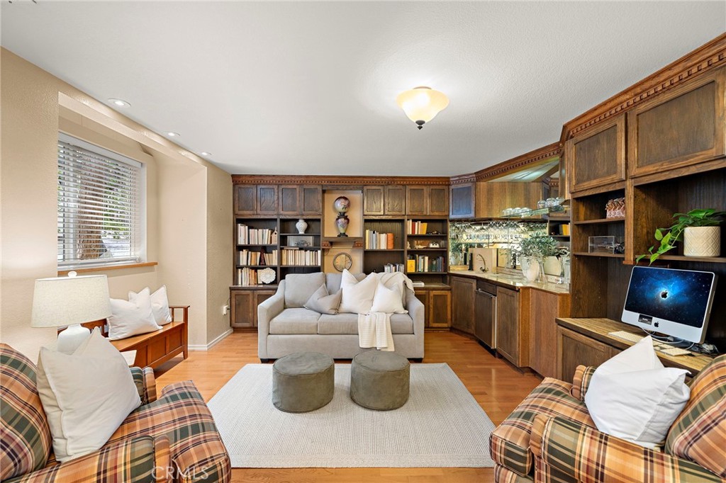 180 Grass Valley