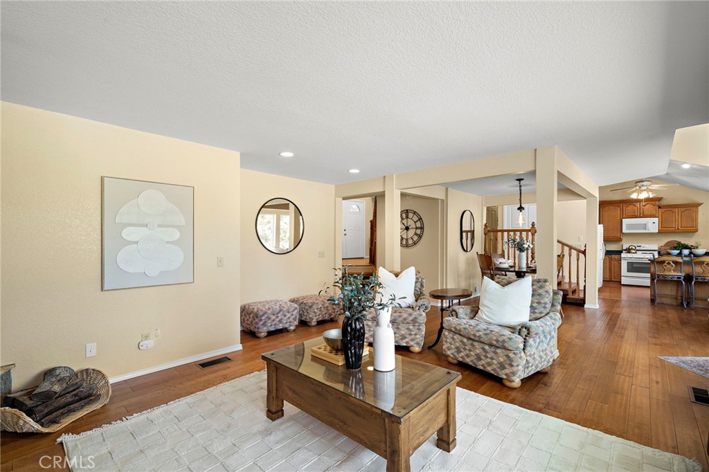 180 Grass Valley