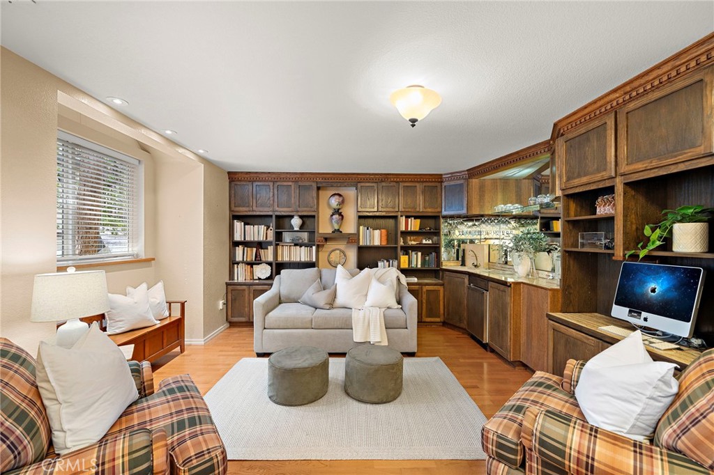 180 Grass Valley