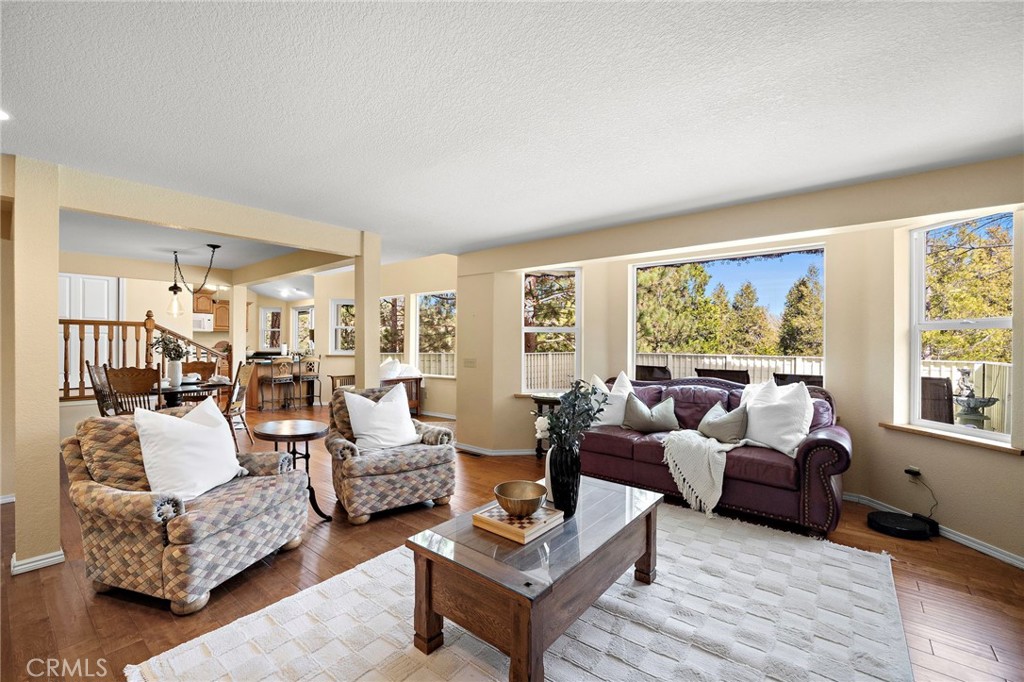 180 Grass Valley