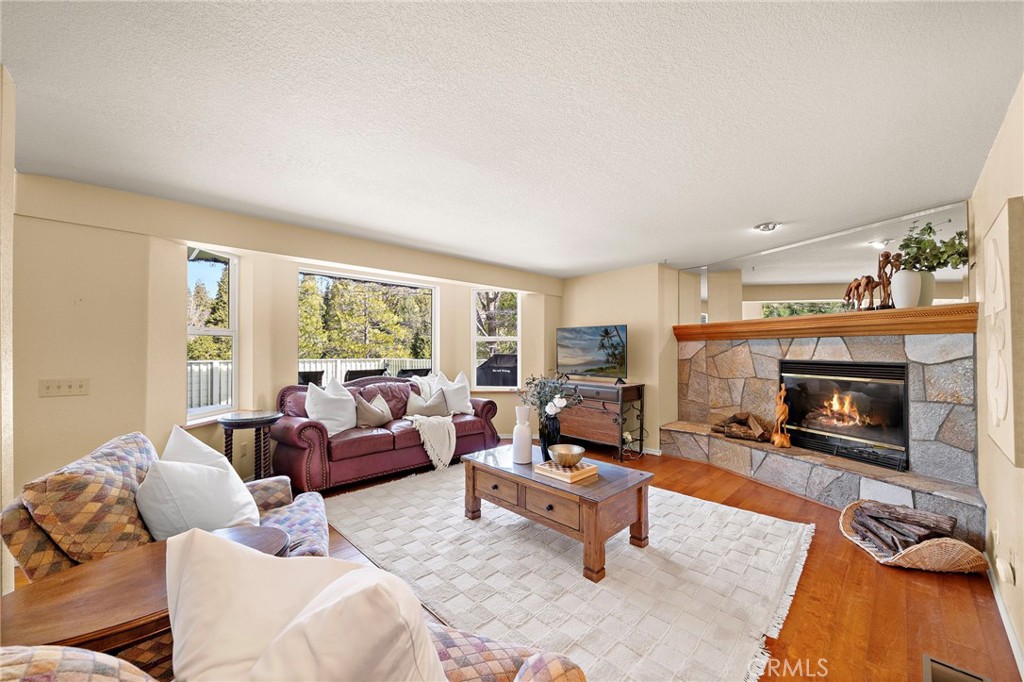 180 Grass Valley