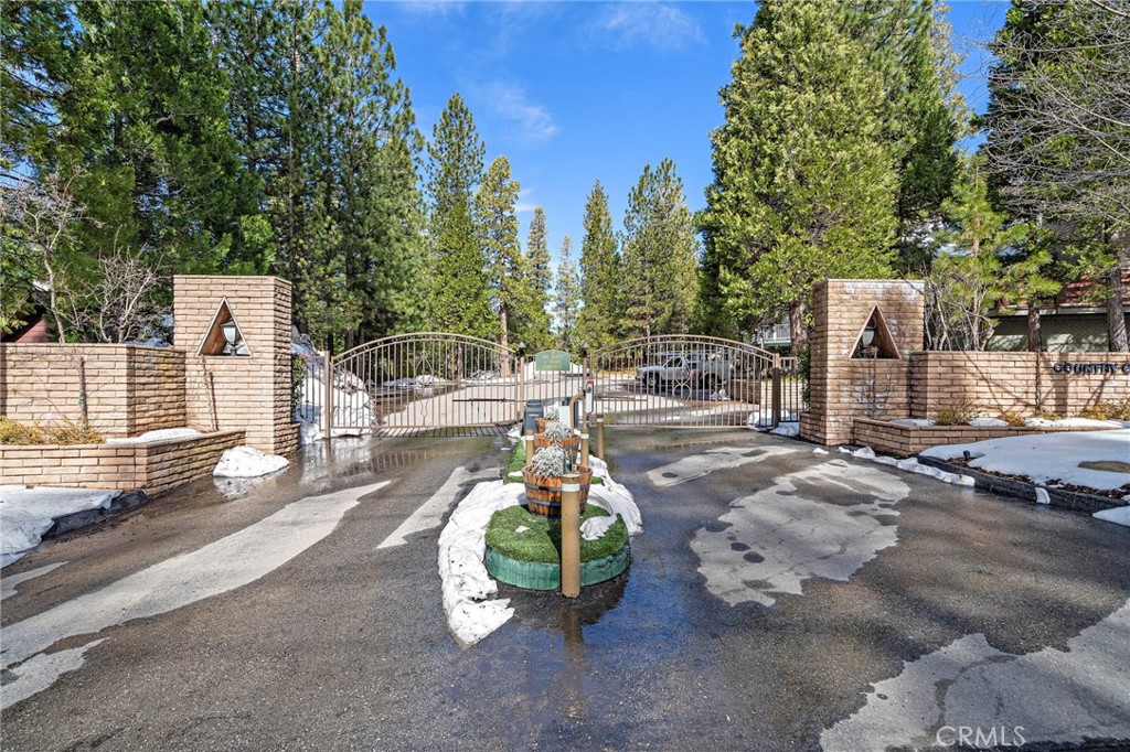 180 Grass Valley