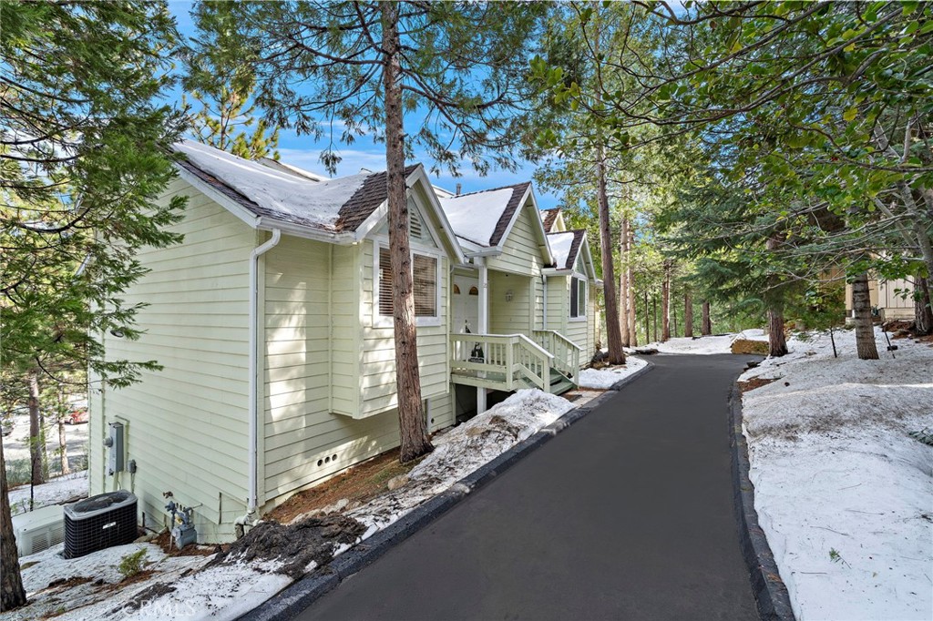 180 Grass Valley