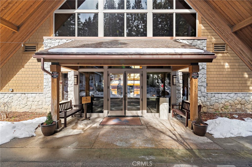 180 Grass Valley