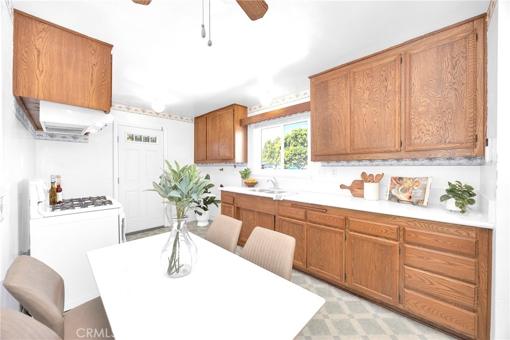 6490 Carolina Circle