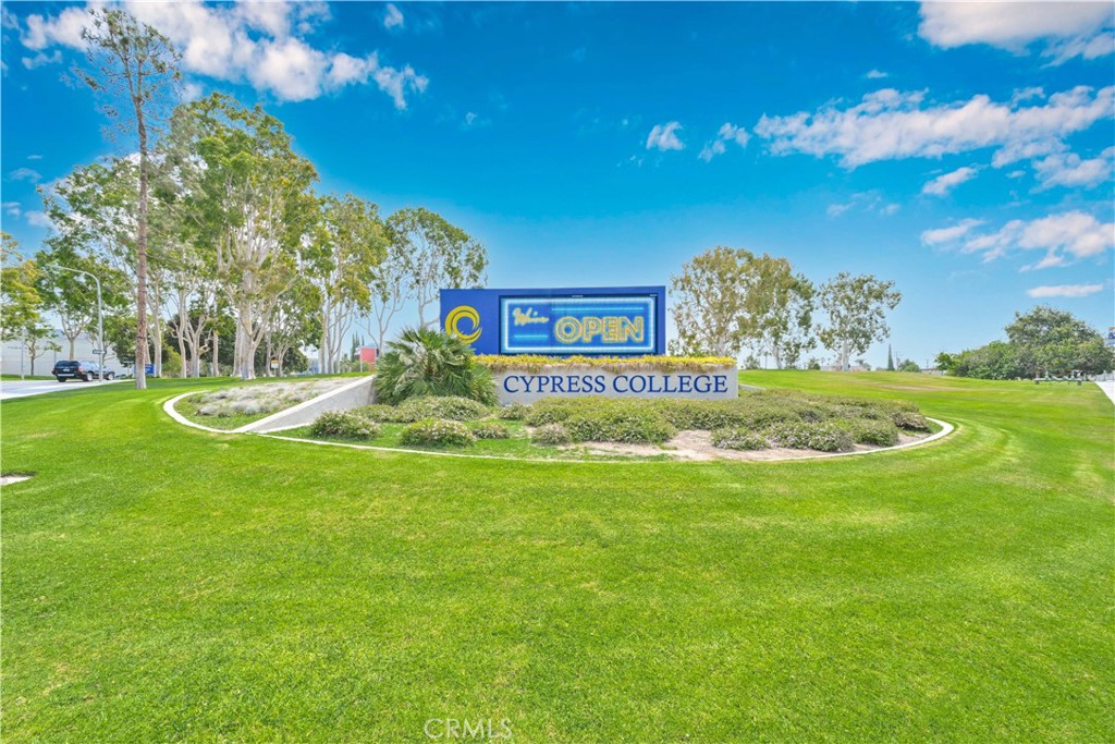 6490 Carolina Circle