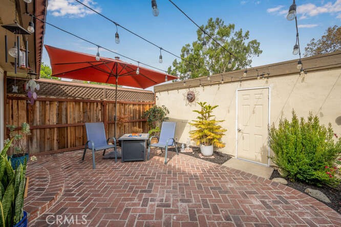 2697 W Parkside Lane