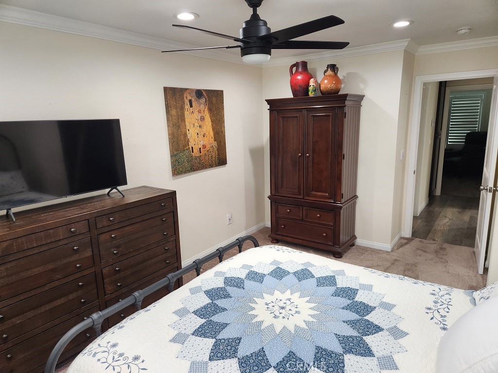 2697 W Parkside Lane