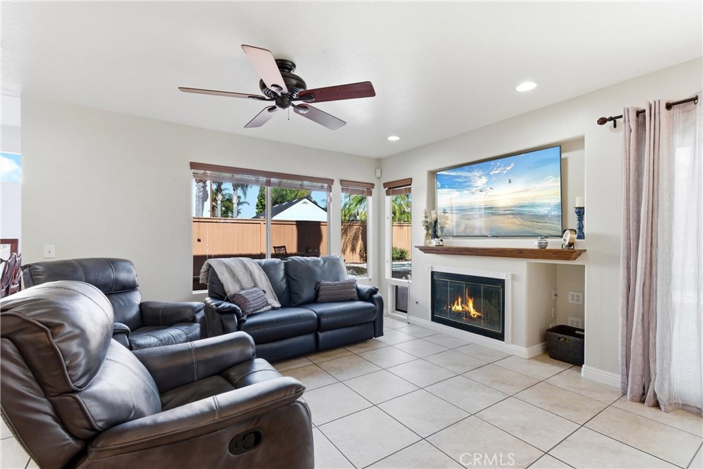 2145 Cloverleaf Circle