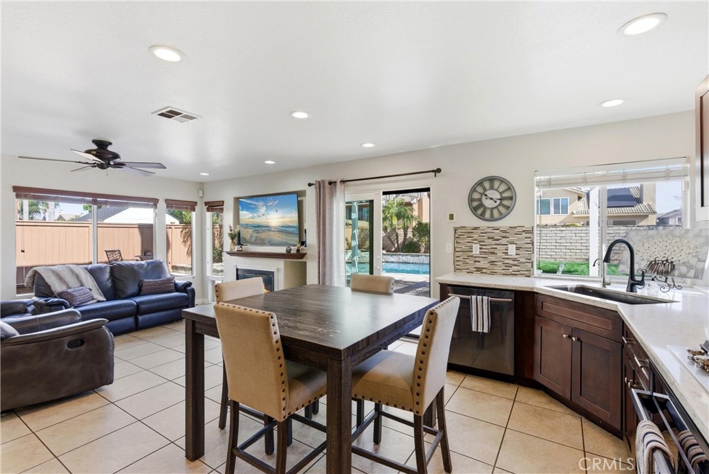 2145 Cloverleaf Circle