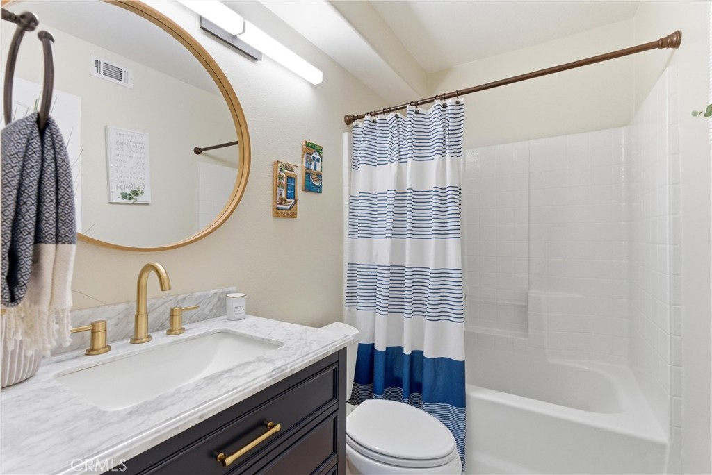 2145 Cloverleaf Circle