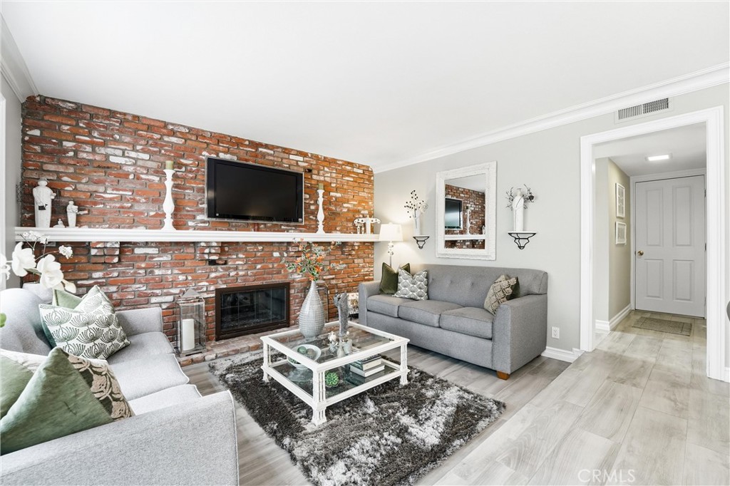 980 S Rutgers Circle