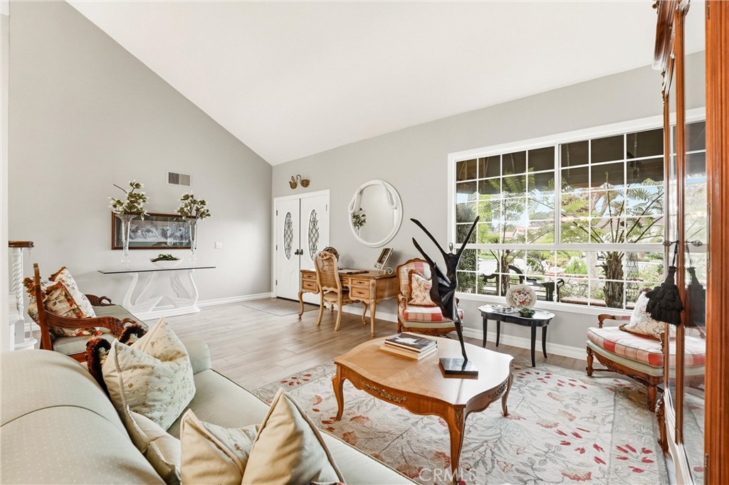 980 S Rutgers Circle