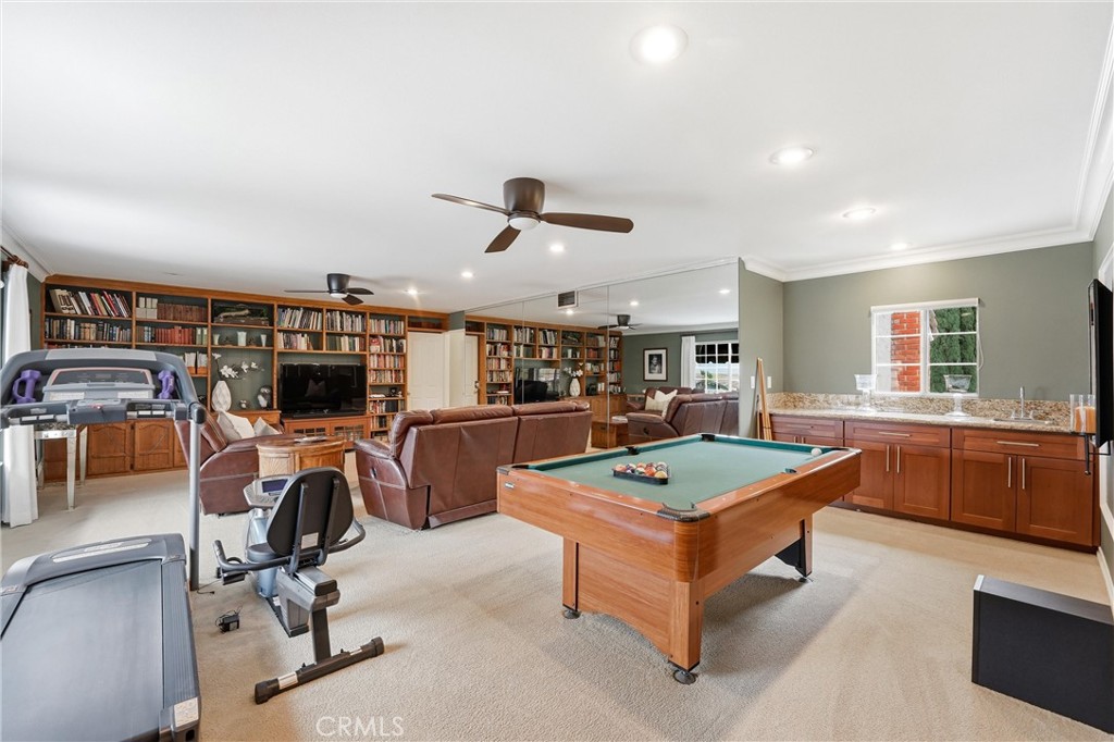 980 S Rutgers Circle