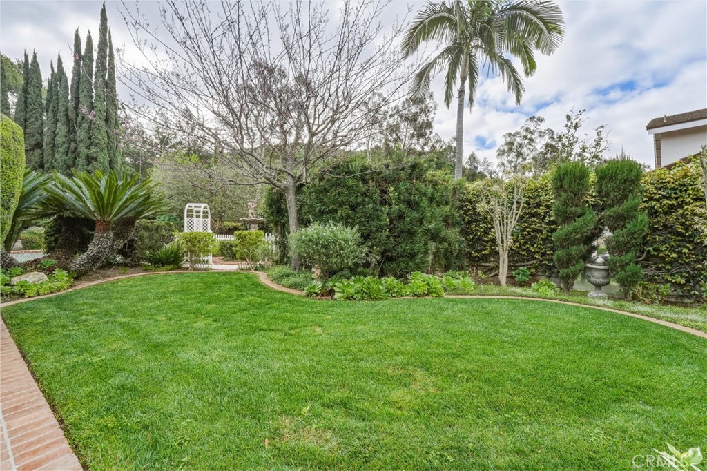 980 S Rutgers Circle