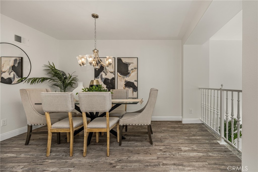 19275 Meadowood Circle