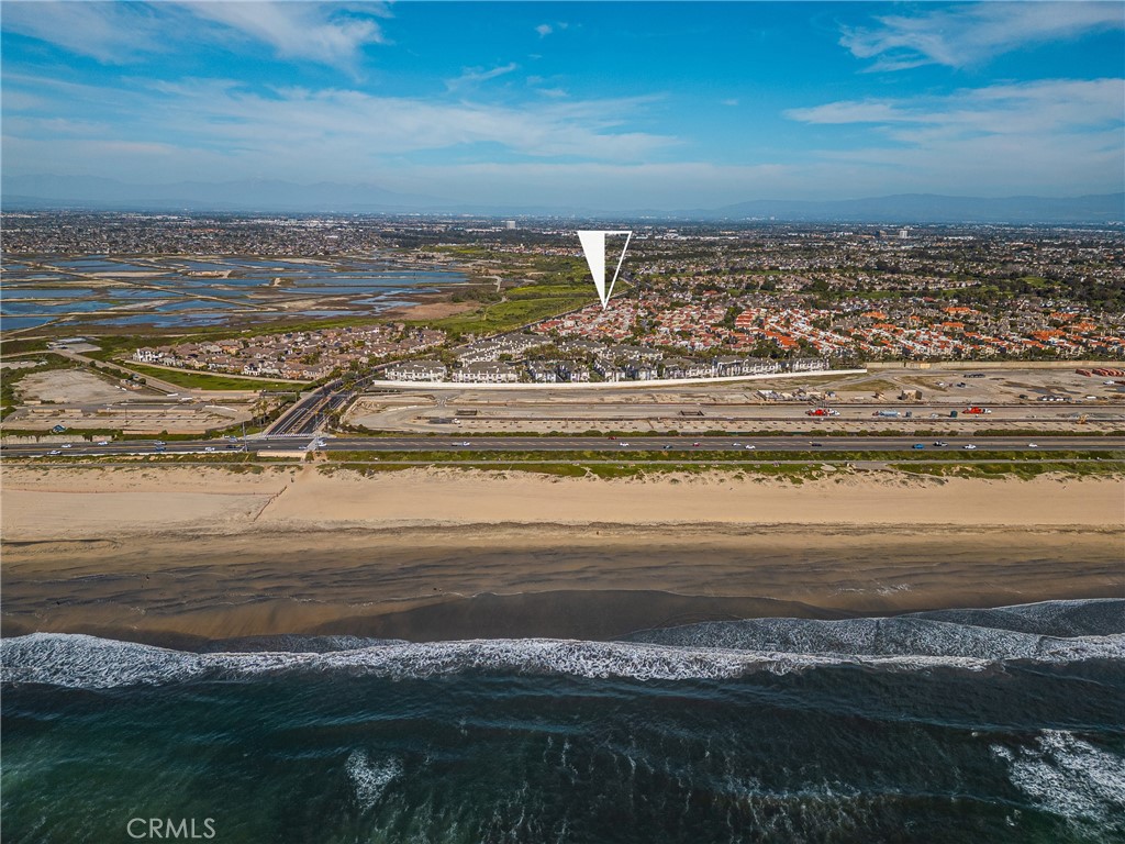 19275 Meadowood Circle