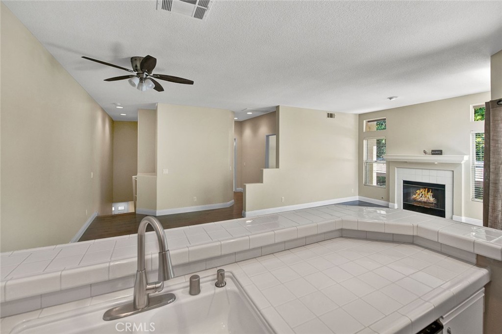 1292 S Country Glen Way