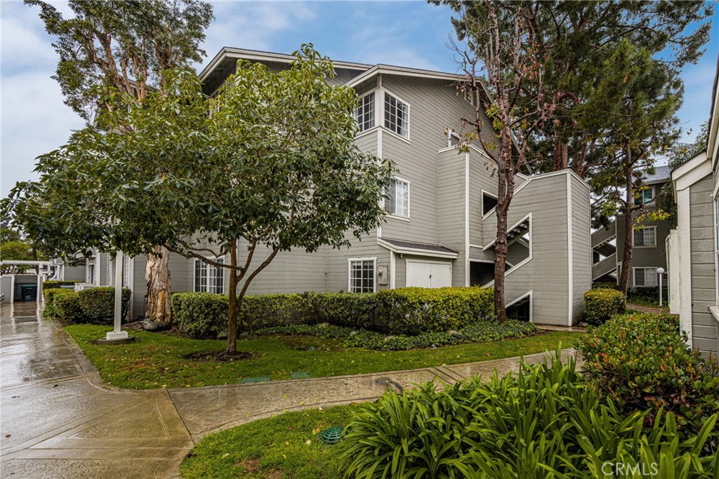 3500 S Greenville Street G20