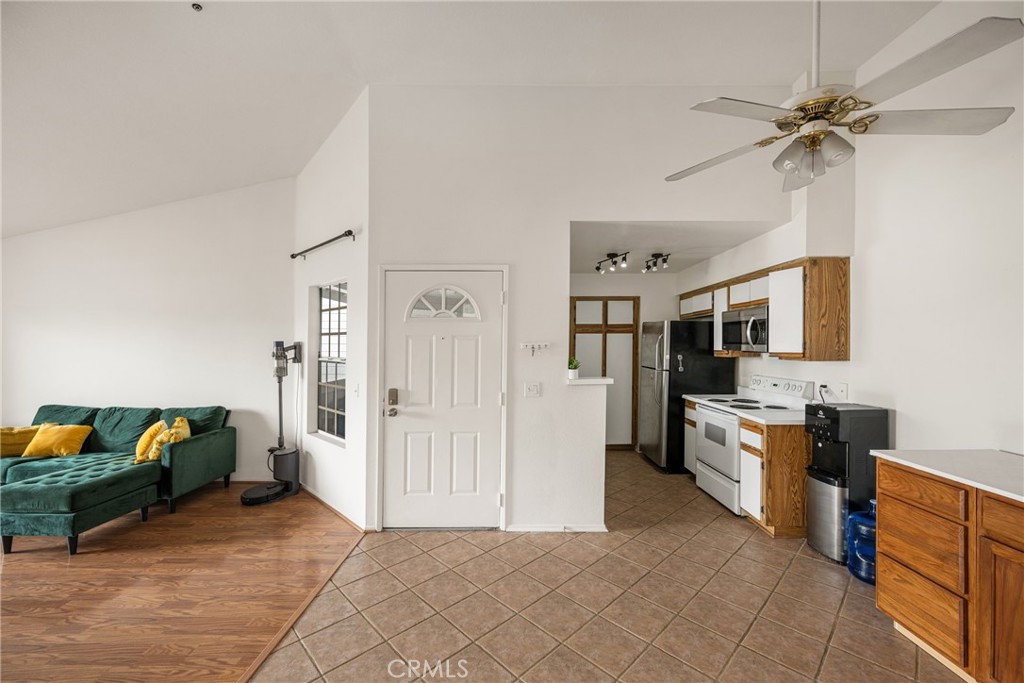 3500 S Greenville Street G20