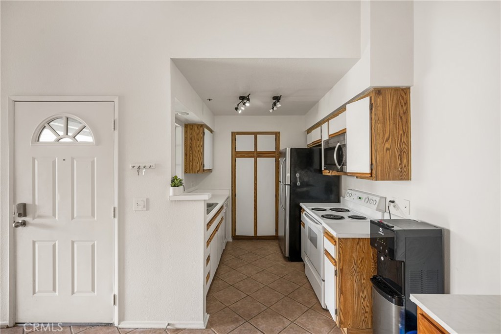 3500 S Greenville Street G20