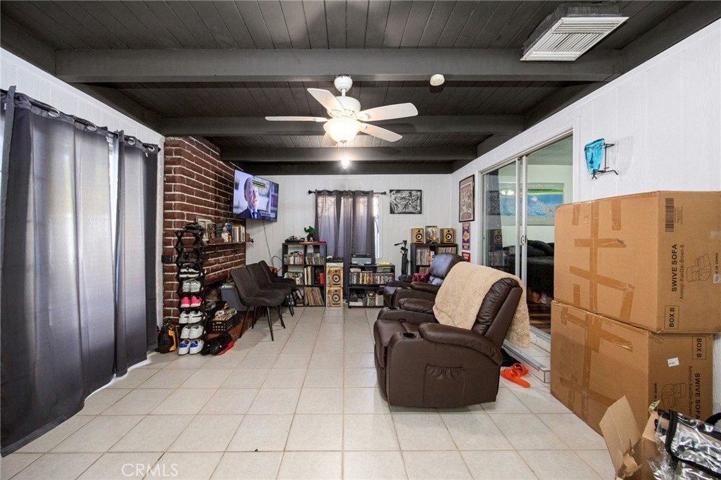 626 N Grand