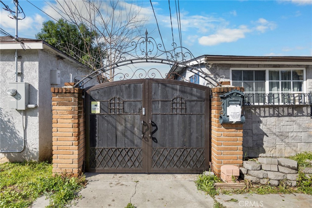 626 N Grand