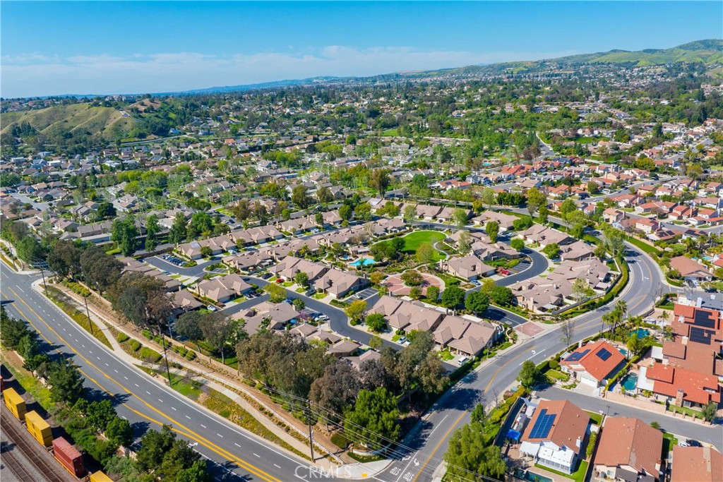 5380 Via De La Zorra