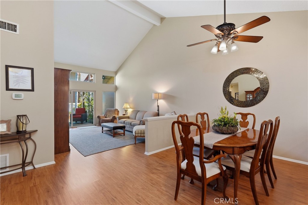 5380 Via De La Zorra