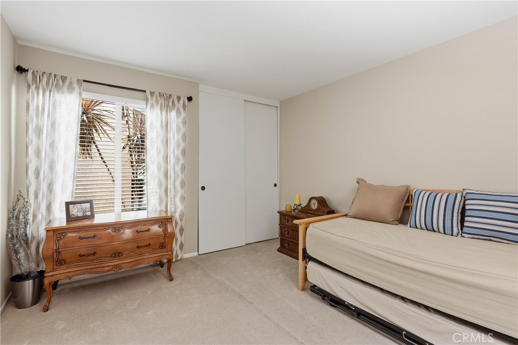 5380 Via De La Zorra