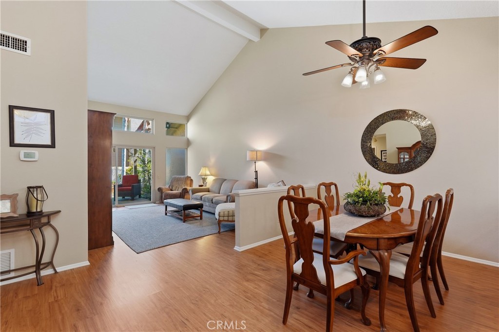 5380 Via De La Zorra